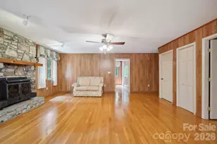 2076 Jay Clark Rd, Morganton, NC 28655 - Photo 9