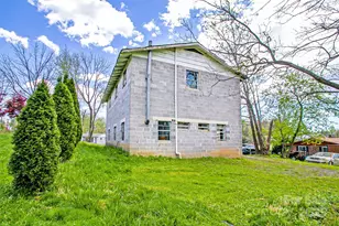 80 Carver St, Brevard, NC 28712 - Photo 21