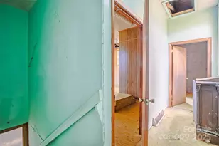 80 Carver St, Brevard, NC 28712 - Photo 15