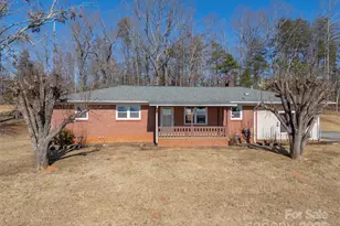 156 Eagle Nest Rd, Columbus, NC 28722 - Photo 7