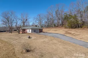 156 Eagle Nest Rd, Columbus, NC 28722 - Photo 41