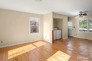 255 & 257 Crescent St, Saluda, NC 28773 - Photo 33