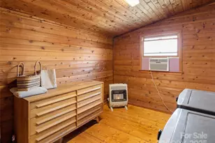 255 & 257 Crescent St, Saluda, NC 28773 - Photo 21