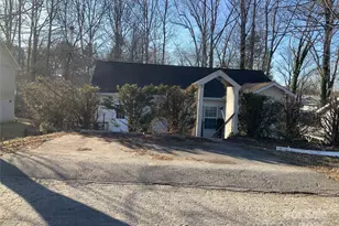 7 Chapel Park Pl, Asheville, NC 28803 - Photo 3