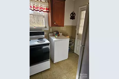 1820 Grapevine Road, Marshall, NC 28753 - Photo 11