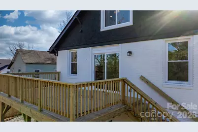 49 8th Street SE, Hickory, NC 28602 - Photo 35