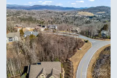 1509 Summit Hill Road, Hendersonville, NC 28791 - Photo 23