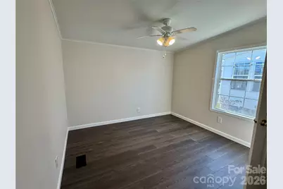 436 Riverwind Drive, Hendersonville, NC 28739 - Photo 7