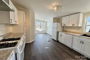 436 Riverwind Dr, Hendersonville, NC 28739 - Photo 11