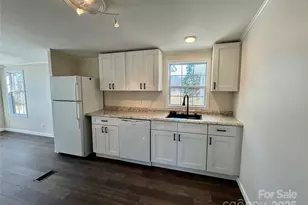 436 Riverwind Dr, Hendersonville, NC 28739 - Photo 13