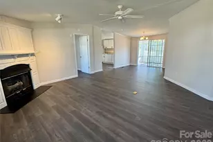 436 Riverwind Dr, Hendersonville, NC 28739 - Photo 3