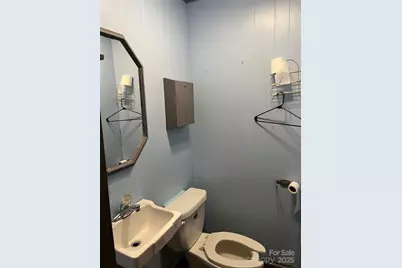 1602 Harper Avenue SW, Lenoir, NC 28645 - Photo 3