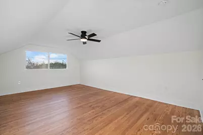 49 8th Street SE, Hickory, NC 28602 - Photo 29