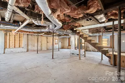 49 8th Street SE, Hickory, NC 28602 - Photo 35