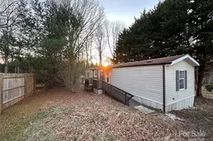 113 Highlander St, Morganton, NC 28655 - Photo 39