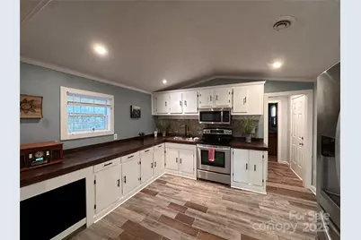 113 Highlander Street, Morganton, NC 28655 - Photo 1