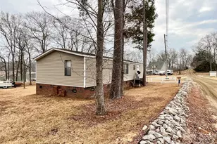 2329 Dolan Ln, Liberty Hill, SC 29074 - Photo 5