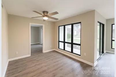 8033 Cedar Glen Drive, Charlotte, NC 28212 - Photo 11