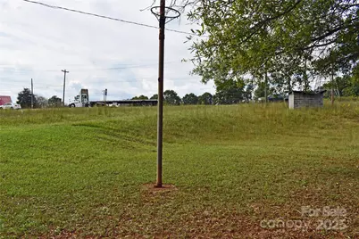 3624 Hickory Lincolnton Highway, Newton, NC 28658 - Photo 21