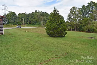 3624 Hickory Lincolnton Highway, Newton, NC 28658 - Photo 11