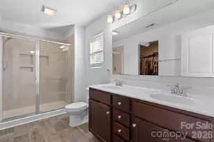 9022 Colwick Hill Ln, Charlotte, NC 28215 - Photo 21