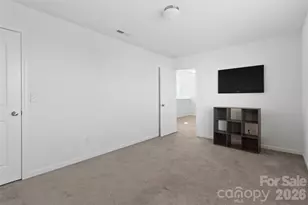 9022 Colwick Hill Ln, Charlotte, NC 28215 - Photo 19
