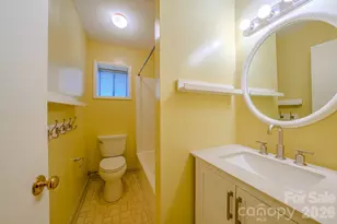 138 Woodhaven Dr, Hendersonville, NC 28739 - Photo 19