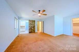 138 Woodhaven Dr, Hendersonville, NC 28739 - Photo 11