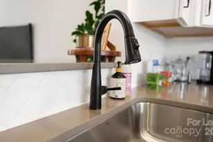 2635 W Trade St, Charlotte, NC 28208 - Photo 5