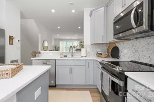 2635 W Trade St, Charlotte, NC 28208 - Photo 7