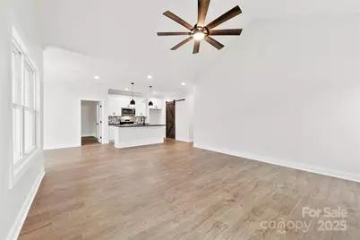 412 W Westview Street, Gastonia, NC 28052 - Photo 17