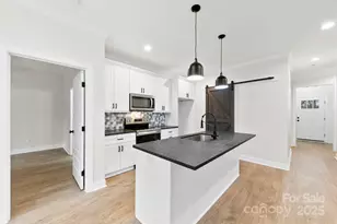 412 W Westview St, Gastonia, NC 28052 - Photo 9