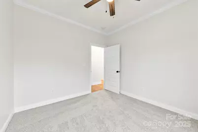 412 W Westview Street, Gastonia, NC 28052 - Photo 25