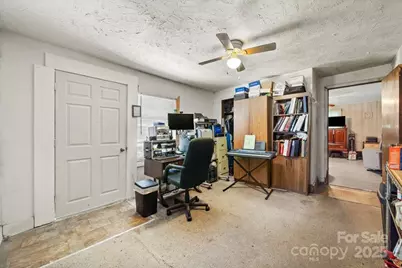225 Institute Street, Mooresville, NC 28115 - Photo 25