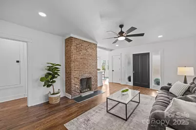 706 Rhodes Park Drive, Hendersonville, NC 28791 - Photo 15