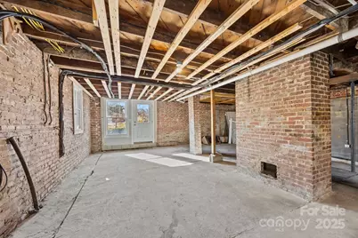 706 Rhodes Park Drive, Hendersonville, NC 28791 - Photo 39