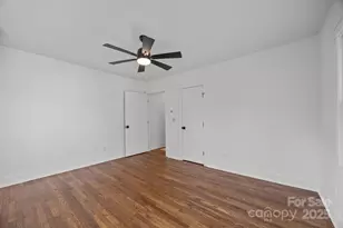 706 Rhodes Park Dr, Hendersonville, NC 28791 - Photo 31