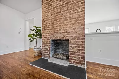 706 Rhodes Park Drive, Hendersonville, NC 28791 - Photo 11