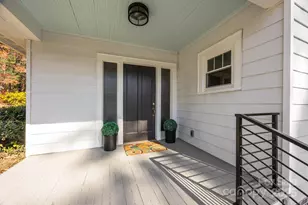 706 Rhodes Park Dr, Hendersonville, NC 28791 - Photo 5