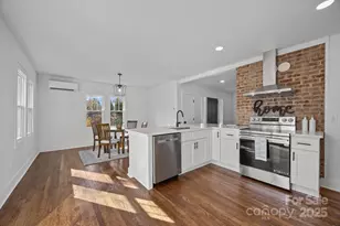 706 Rhodes Park Dr, Hendersonville, NC 28791 - Photo 21