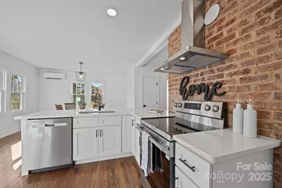 706 Rhodes Park Drive, Hendersonville, NC 28791 - Photo 25