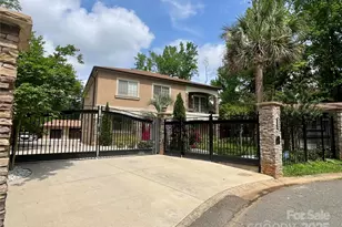 8104 Stem Ct, Charlotte, NC 28227 - Photo 3