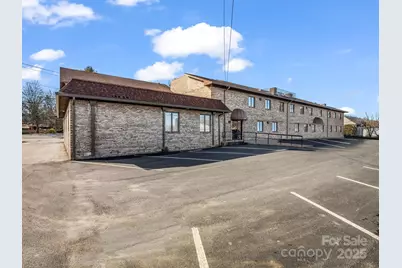 1612 Asheville Highway #STE 4, Hendersonville, NC 28791 - Photo 3