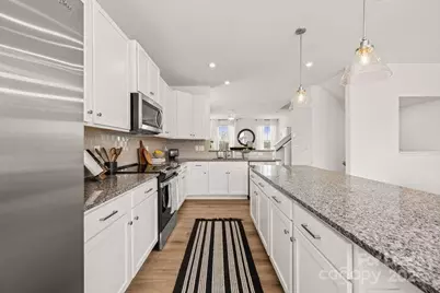 1018 Fairway Green Lane #Landon 4BR, Charlotte, NC 28216 - Photo 3