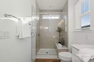 1018 Fairway Green Ln, Charlotte, NC 28216 - Photo 17