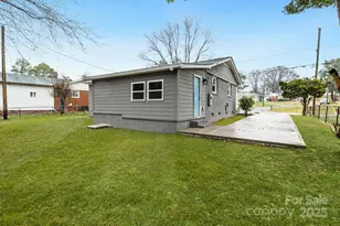 4501 Knollcrest Dr, Charlotte, NC 28208 - Photo 19