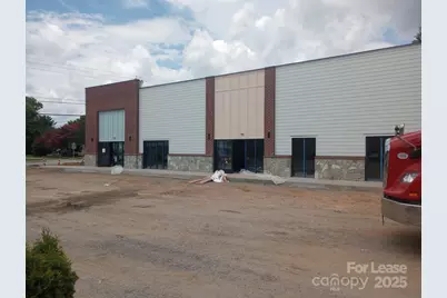 633 S Broadway Street, Forest City, NC 28043 - Photo 1