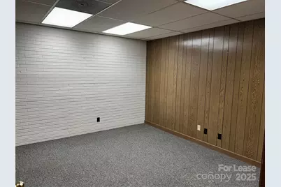 352 2nd Street NW, Hickory, NC 28601 - Photo 11