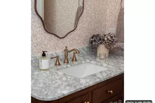 2000 Stratford Ave, Charlotte, NC 28205 - Photo 17