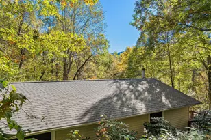 282 Friar Tuck Ln, Maggie Valley, NC 28751 - Photo 15